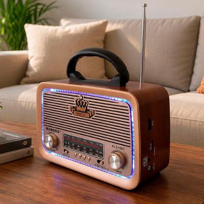 Rádio Portátil Multifuncional Lanterna LED Bluetooth USB Bivolt Marrom