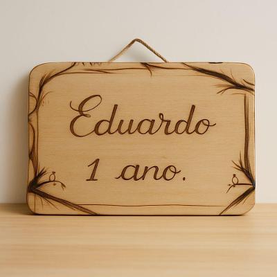 Placa Decorativa de Madeira Pirografada Personalizável 26x36cm Amadeirado