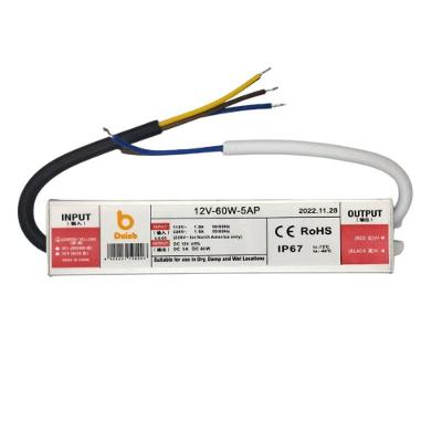 Fonte de Alimentação Blindada 5A 12V 60W IP67 Bivolt Sol e Água