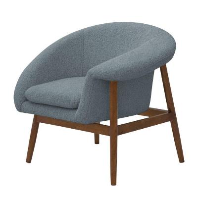 Poltrona Decorativa Yumi Base Madeira Linho Bouclé Azul Claro Nexta Casa