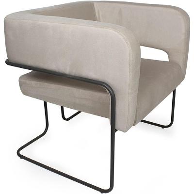 Poltrona Decorativa Scarlett Veludo com Base Aço Bege Nexta Casa