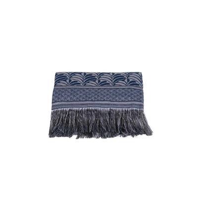 Manta para Sofa com Franja 2,10m X 1,35m Tecido Jacquard Azul Palmeira Luxor