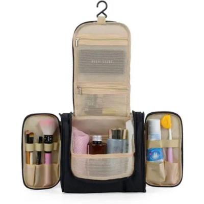 Necessaire Polo King Organizadora de Pendurar Poliéster 3 Divisórias Preta