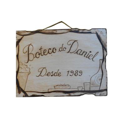 Placa Decorativa Pirografada Boteco 26x36CM Madeira com Suporte em Couro Artesanal