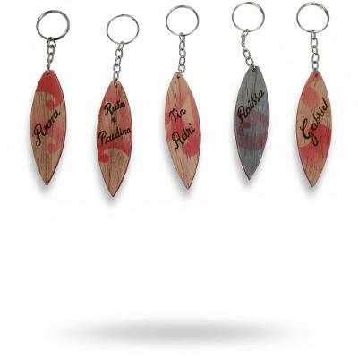 Kit 15 Chaveiros de Madeira Prancha de Surf Gravada Personalizada 9CM