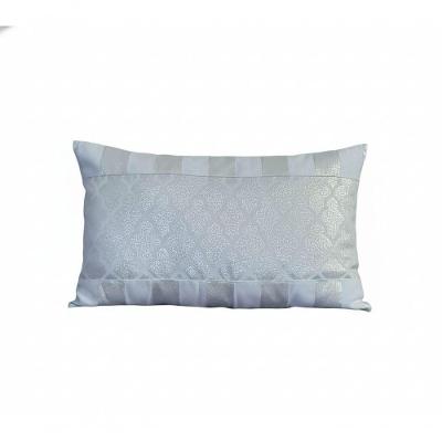 Kit 2 Capas de Almofada Baguete Jacquard Lurex Luxo Branco e Prata 53x33cm