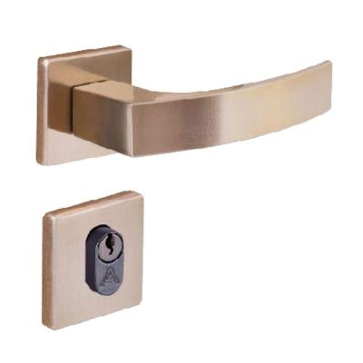 Fechadura Quadratta Curva Externa 4201 Bronze Latonado Aliança Importação