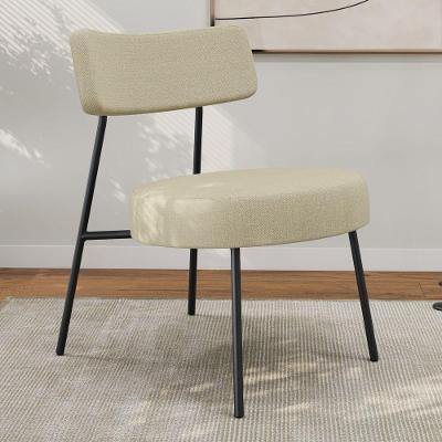 Poltrona Decorativa Kobe Estofada em Linho Bege para Sala Abmaza