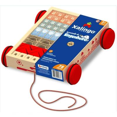Brinquedo Educativo Brincando de Engenheiro Carro 78 Peças Madeira Colorido Xalingo Brinquedos