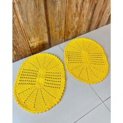 Kit 2 Tapetes Oval 55CM X 40CM Crochê Algodão Banheiro Amarelo Artesanal