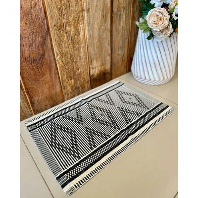 Tapete Retangular Zurich 67X46CM Tear Artesanal para Sala Preto