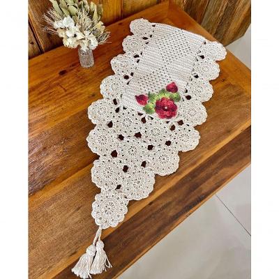 Caminho de Mesa Crochê Artesanal Algodão com Flores 1,65MX45CM Vermelho Queimado