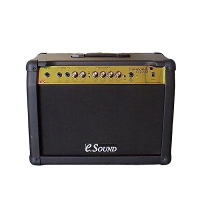 Amplificador Guitarra Diamond CG 228 60W RMS 2 Canais 2x8 Pol 127-220V Preto