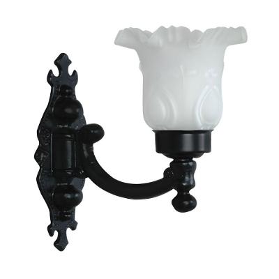 Luminária para Jardim Externa e Interna Atlanta com Braço em Alumínio Luminárias N. Sra. da Guia