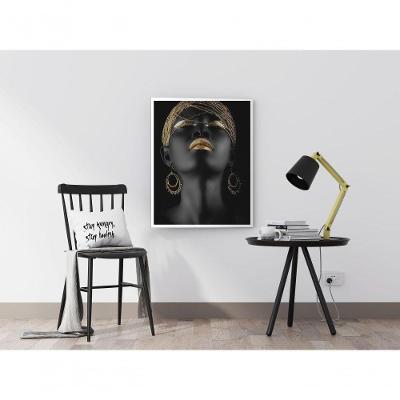 Quadro Decorativo Sob a Coroa do Sol Retangular 70x50CM para Parede Preto