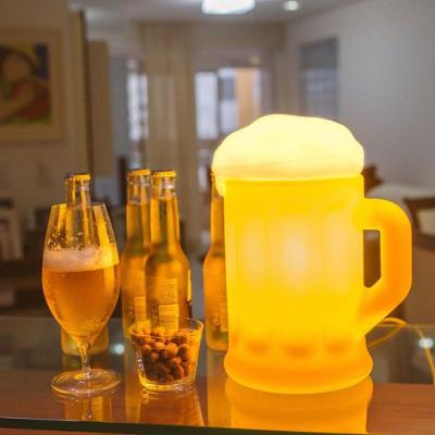 Luminária de Mesa Chopp Beer Mug Tpc Temática com Efeito de Bar e Impressão de Bebida Transbordando