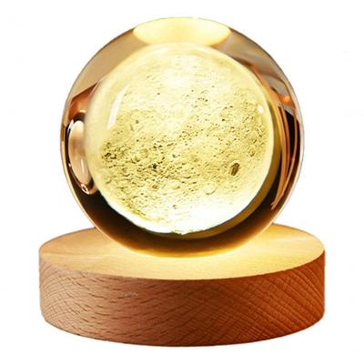 Luminária de Mesa Bola de Cristal 3D Decorativa com Base de Madeira para Decoração Higipack