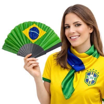 Kit Lenço e Leque Bandeira Brasil para Torcida em Tecido e Plástico Verde Brasil Office