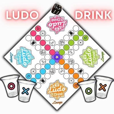 Jogo de Tabuleiro Ludo Drink Tpc com 16 Copos de Acrílico Transparente para Festas e Reuniões