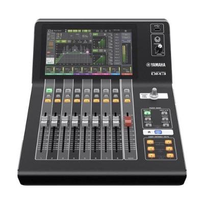 Mesa de Som Digital DM3 com 16 Canais Mono e Interface Dante Preto Yamaha