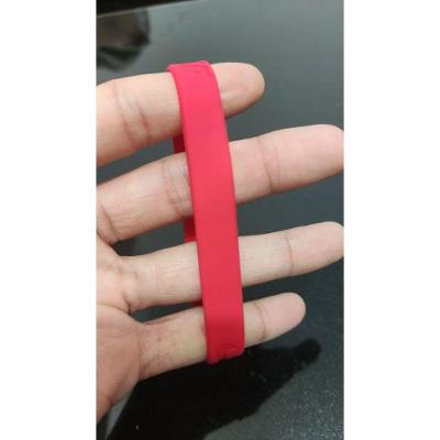 Pulseira de Silicone OEM N K Grau Alimentício 20 e 2cm K para Adulto com Sensação Adequada