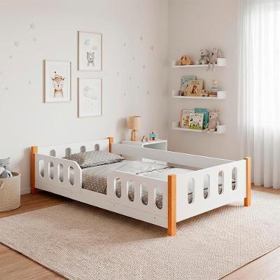 Cama De Criança Infantil Juvenil Montessoriana Melissa Com Grade De Proteção Branca