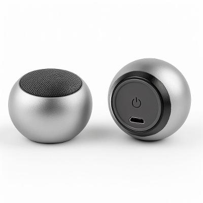 Mini Caixa de Som Bluetooth 3W com Design Bolinha, Bateria Recarregável USB para Uso Portátil Prata
