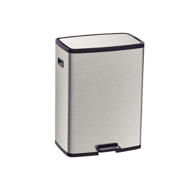 Lixeira Octos 45L em Aço Inox com Pedal e Balde Removível Inox