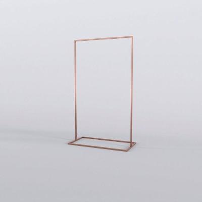 Arara de Chão Slyn 100 com Varão 100cm e Carga Até 30kg Rosê Rosé Piscine