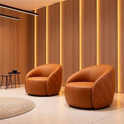 Poltrona Hermon Decorativa Courino com Pés Retos Caramelo Sallar Home