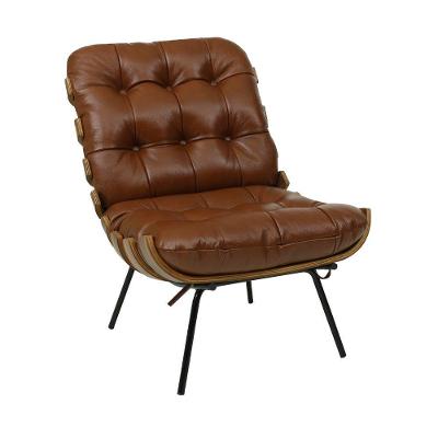 Poltrona Decorativa Laura com Revestimento em Couro e Assento Confortável Marrom Sallar Home