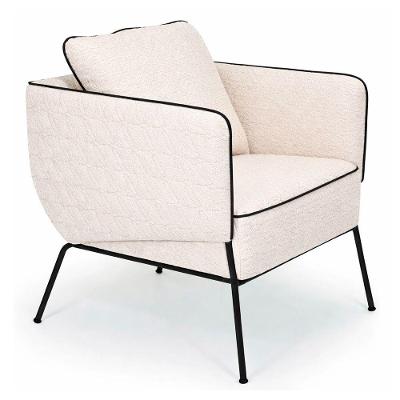 Poltrona Atlas Tressê Decorativa Bouclé com Pés Retos Confortável Off White Sallar