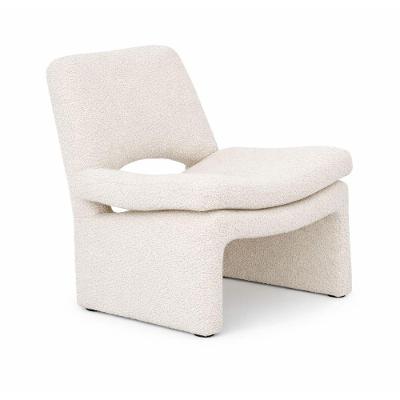 Poltrona Mysa Decorativa com Estofamento Bouclé e Pés Palito Off White Sallar Home