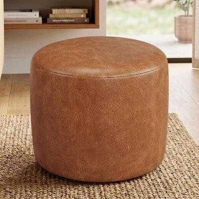 Puff Redondo Coliseu W01 Couríssimo Couro Sintético Camel Lyam Decor