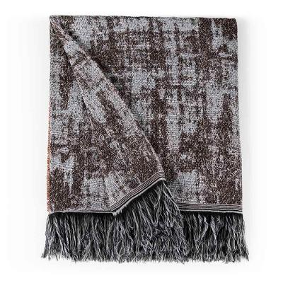 Manta Paris Caramelo com Franjas para Sofá Cama em Tecido Jacquard Clara Luz Decora
