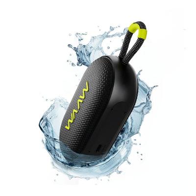 Caixa de Som WAAW ME 110 6W RMS 1 Canal Bluetooth 5.3 Portátil IPX7 TWS Bivolt Preto 5CM