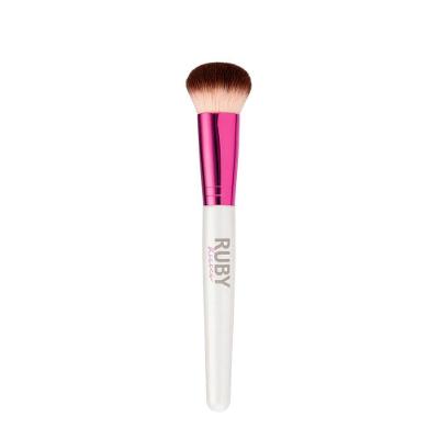 Pincel para Maquiagem Multifunctional Brush Base Blush Contorno Cerdas Macias Branco Ruby Kisses