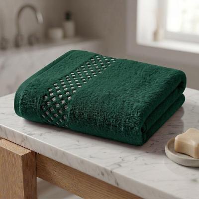 Toalha de Banho Aurora 70x135CM 97% Algodão 440g-m2 Macio Döhler
