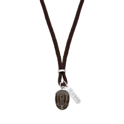 Colar VL Accessoires VLVL 558 Paracord Marrom Café com Pingente de Chapéu Esmaltado Prateado Unissex