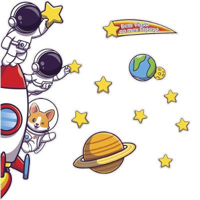 Adesivo Decorativo Infantil Astronauta Bem Vindo com Tema Espacial Branco a D Portas 49,4CM
