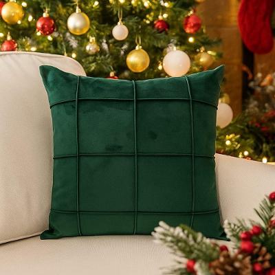 Capa de Almofada Suede Aveludada Quadriculada Efeito Drapeado Verde Enxovais Ibitinga 45CM