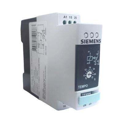 Relé de Tempo 7PU0641-0AF30 com Ajuste de 3 a 30 Segundos 110V Desenergização Automática Siemens