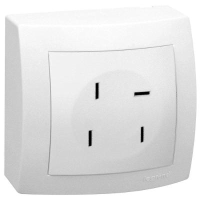 Tomada 675016 Telefone 4P Sistema X com Instalação Aparente Pial