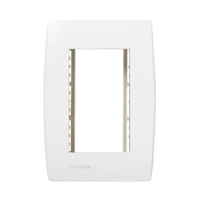 Placa de Paredes 5TG9 9026 com 3 Módulos Suporte Branco Soprano