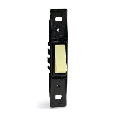 Interruptor 1 Tomada Simples 1000 Linha Silentoque Branco Bivolt Pial