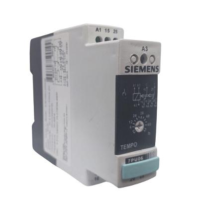 Relé de Tempo 7PU0611-3BW60 60 Horas 2 Funções Comutação Cinza Siemens 240VCA