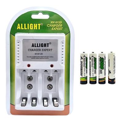 Carregador de Pilhas ALLIGHT Charger Expert A-612 Bivolt com 4 AAA Recarregáveis