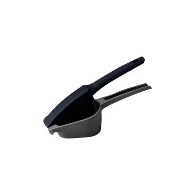 Amassador para Batatas Verano Amassa Espreme e Rala Nylon Aço Inox Ônix Cozinha Cinza Tramontina