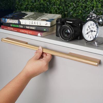Alça Sorento Granado para Móvel Estilo Moderno Dourado Zamac Bivolt Zen Design