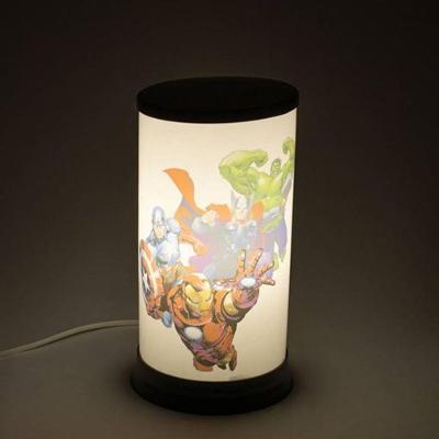Luminária de Mesa Marvel Super Heróis White Luz Difusa Branco Hug 14CM